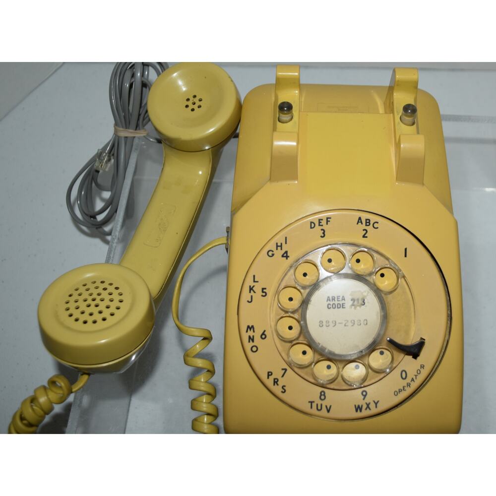 Vintage Western Electric Bell System Yellow Rotary Dial Phone 500 (untested) - Picture 5 of 6
